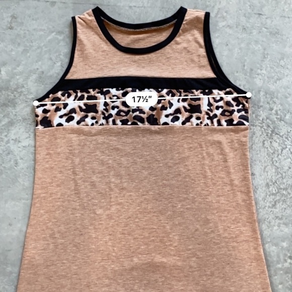 Leopard Print Tank Top Sz Medium - Picture 6 of 7